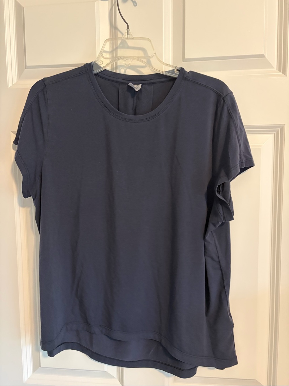 Athleta Short Sleeve Crew Tee in Navy